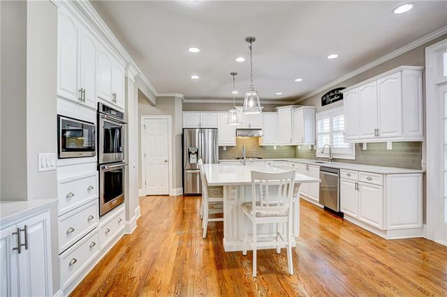 1043 Meadow Club Court, Suwanee, GA 30024