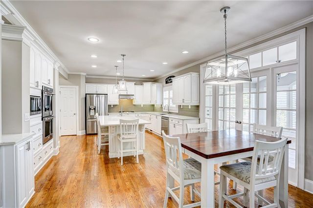 1043 Meadow Club Court, Suwanee, GA 30024