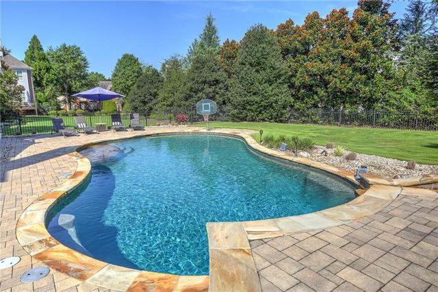 1043 Meadow Club Court, Suwanee, GA 30024