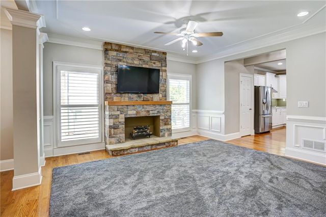 1043 Meadow Club Court, Suwanee, GA 30024