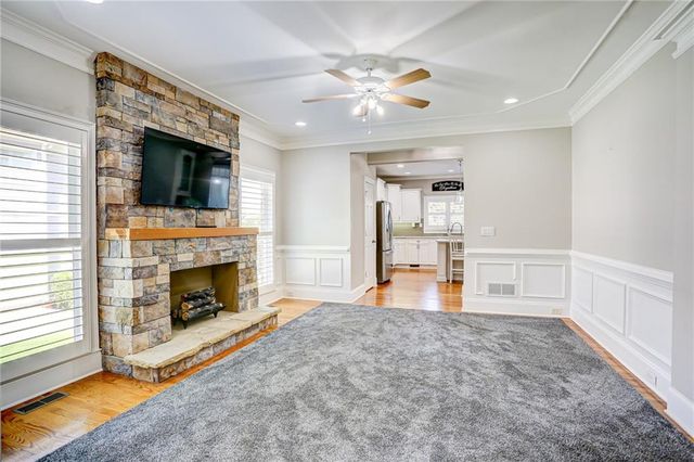 1043 Meadow Club Court, Suwanee, GA 30024