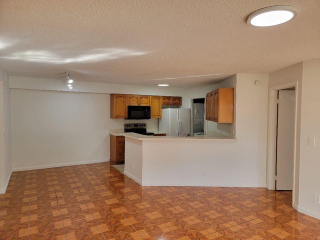 9999 Summerbreeze Drive 103, Sunrise, FL 33322