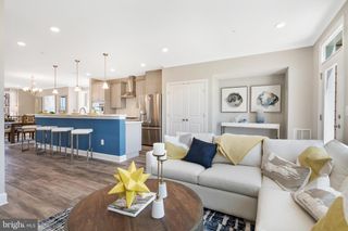 9666 SWALLOWTAIL LN, Manassas, VA 20110