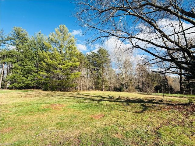 1389 Mccoy Road, Reidsville, NC 27320