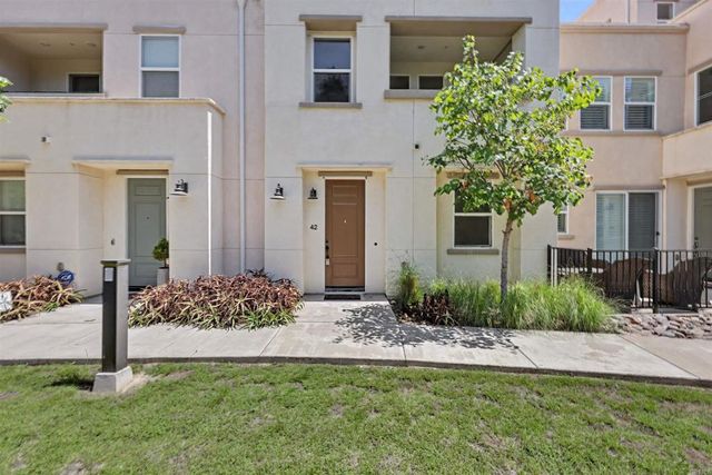 1320 Calle Sandcliff 42, San Diego, CA 92154