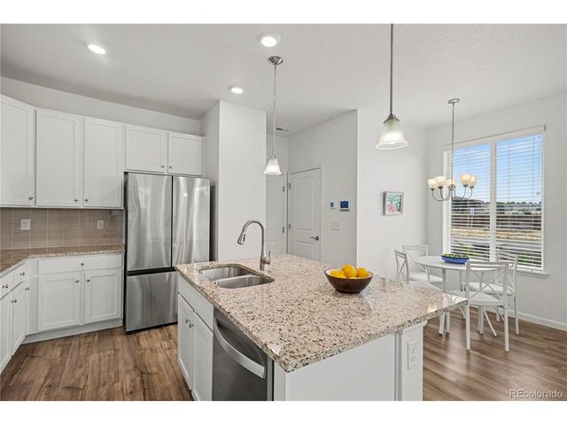 1862 S Poplar Ct, Denver, CO 80224