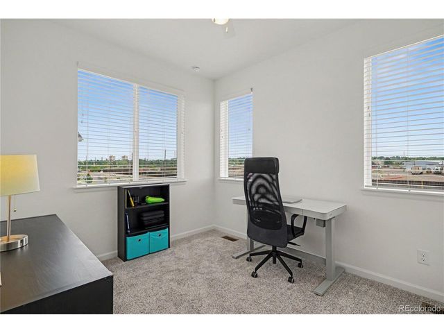 1862 S Poplar Ct, Denver, CO 80224