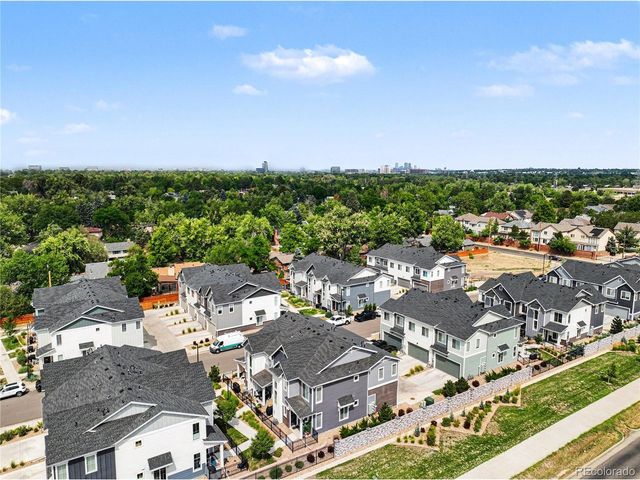 1862 S Poplar Ct, Denver, CO 80224
