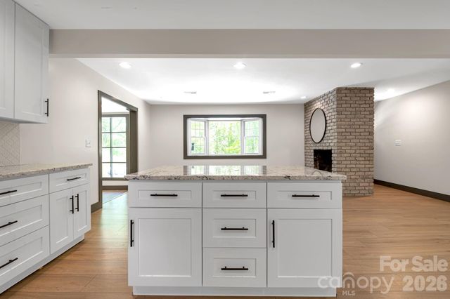 35 Timberview Drive, Arden, NC 28704