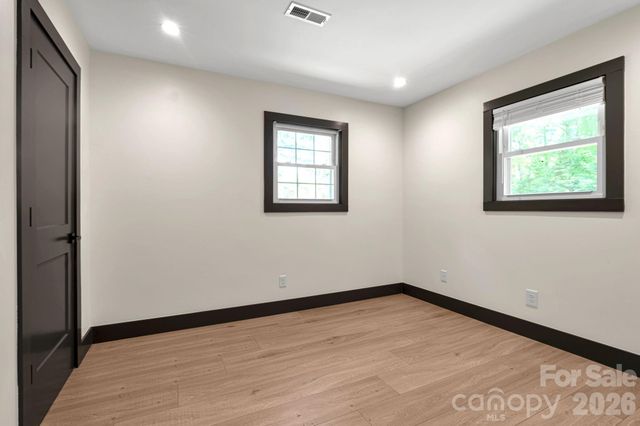 35 Timberview Drive, Arden, NC 28704