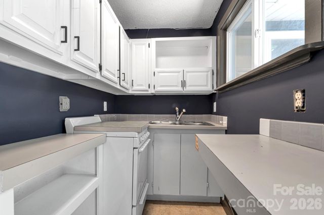 35 Timberview Drive, Arden, NC 28704