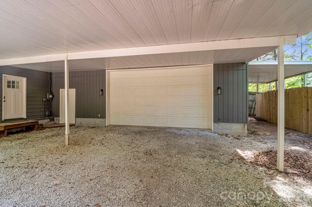 35 Timberview Drive, Arden, NC 28704