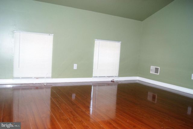 918 N CENTRAL AVE, Baltimore, MD 21202