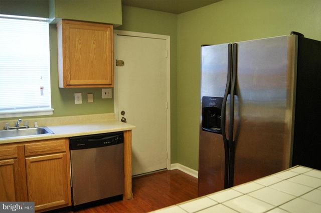 918 N CENTRAL AVE, Baltimore, MD 21202
