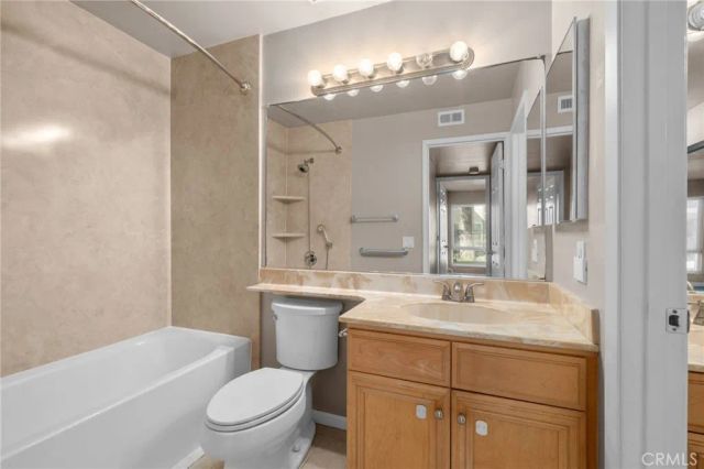 2536 White Oak Place 5, Escondido, CA 92027