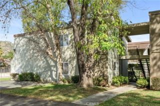 2536 White Oak Place 5, Escondido, CA 92027