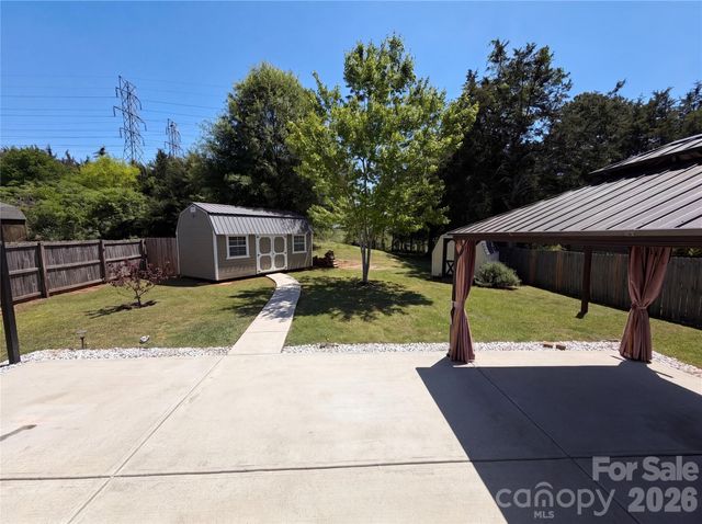 5023 Drake Pond Lane, Rock Hill, SC 29732