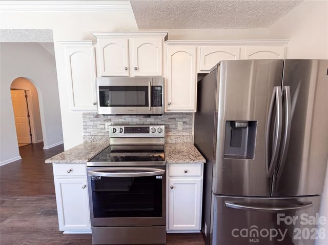 5023 Drake Pond Lane, Rock Hill, SC 29732