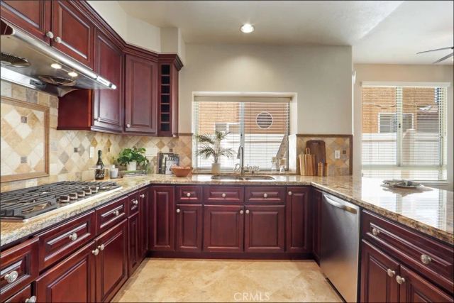 10 Heatherwood, Aliso Viejo, CA 92656