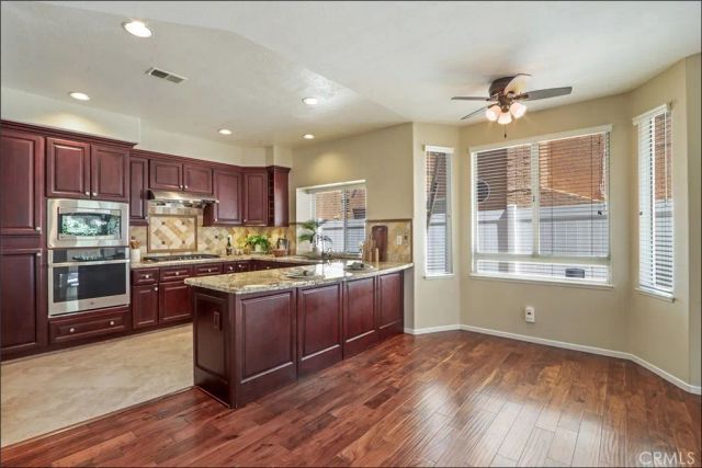 10 Heatherwood, Aliso Viejo, CA 92656