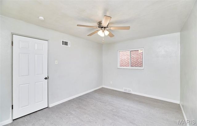 231 E Velma Avenue, St Louis, MO 63125