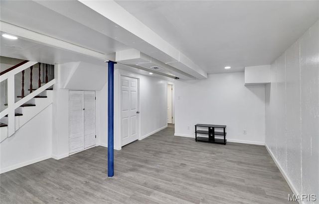 231 E Velma Avenue, St Louis, MO 63125