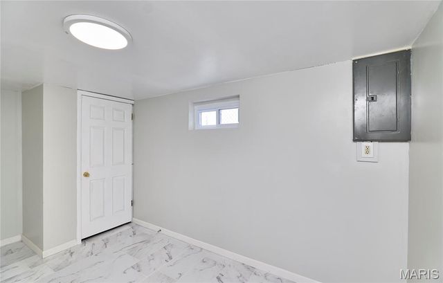 231 E Velma Avenue, St Louis, MO 63125