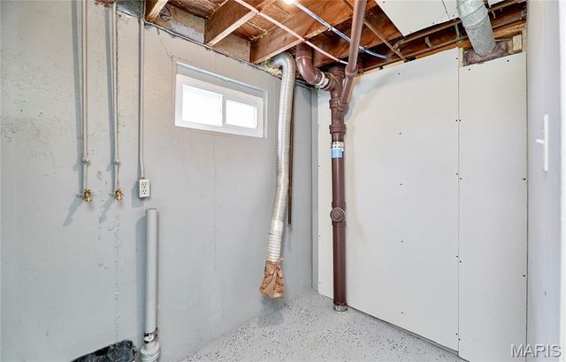 231 E Velma Avenue, St Louis, MO 63125