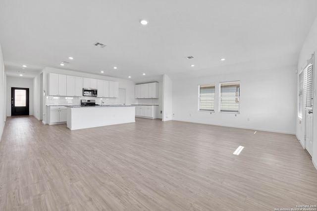 6906 Arid Way, San Antonio, TX 78252