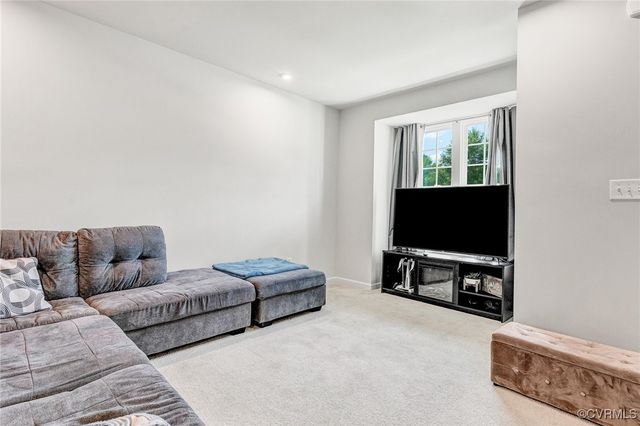 3119 Perdue Springs Dr, Chester, VA 23831