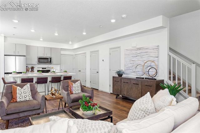 9259 Oro City Loop, Colorado Springs, CO 80927