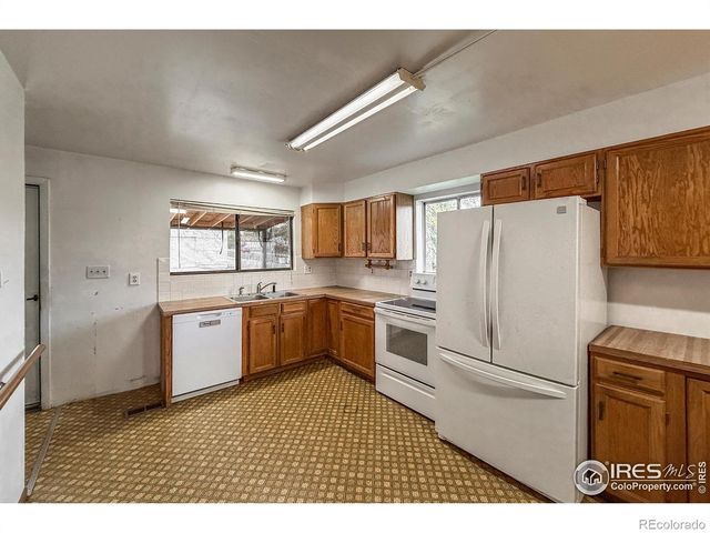 241 Main Street, Mead, CO 80542