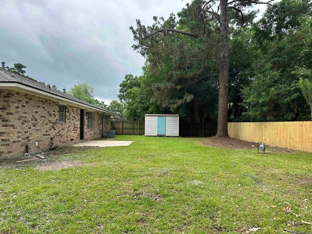 1003 S Augusta Ave, Gonzales, LA 70737
