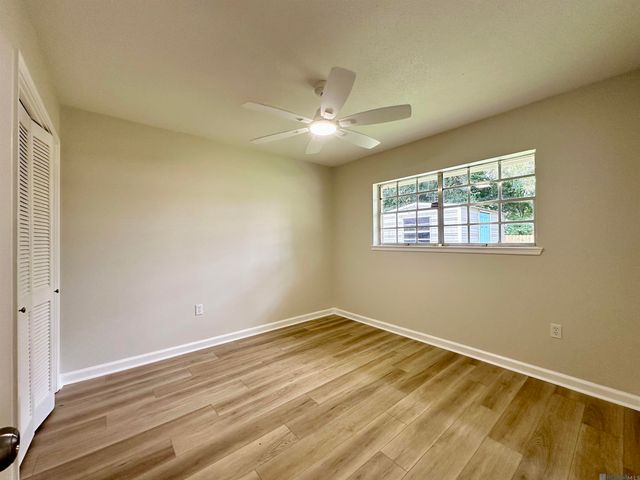 1003 S Augusta Ave, Gonzales, LA 70737