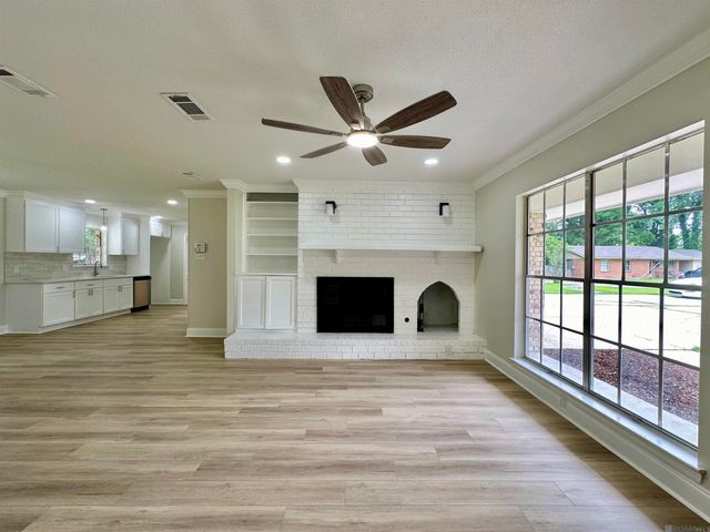 1003 S Augusta Ave, Gonzales, LA 70737
