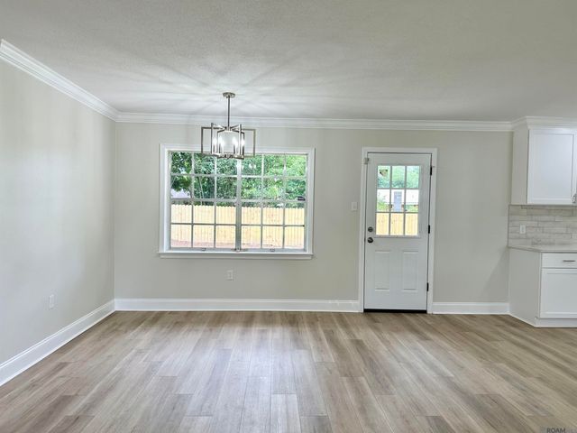 1003 S Augusta Ave, Gonzales, LA 70737