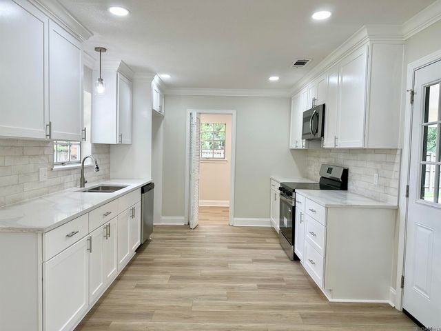1003 S Augusta Ave, Gonzales, LA 70737