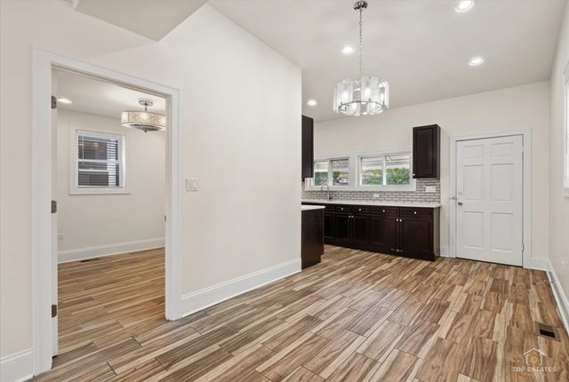 2617 N Springfield Avenue, Chicago, IL 60647
