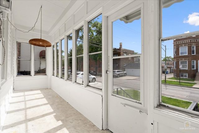 2617 N Springfield Avenue, Chicago, IL 60647