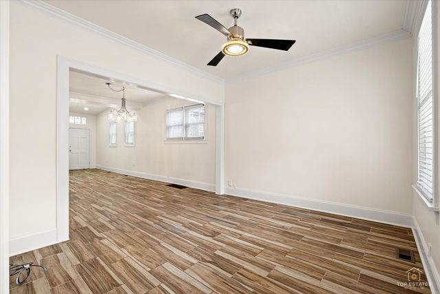 2617 N Springfield Avenue, Chicago, IL 60647