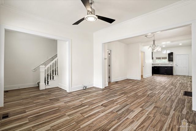 2617 N Springfield Avenue, Chicago, IL 60647