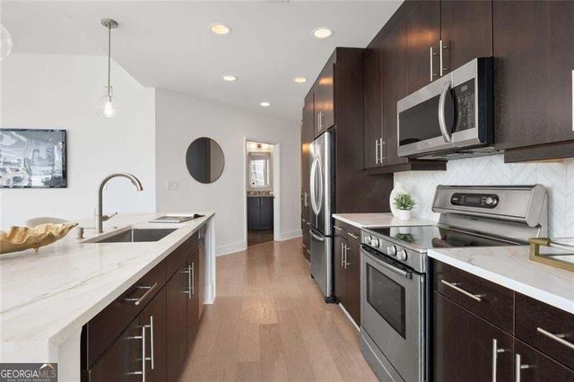1080 Peachtree Street NE 802, Atlanta, GA 30309