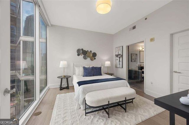 1080 Peachtree Street NE 802, Atlanta, GA 30309