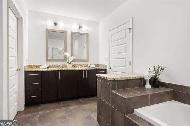 1080 Peachtree Street NE 802, Atlanta, GA 30309