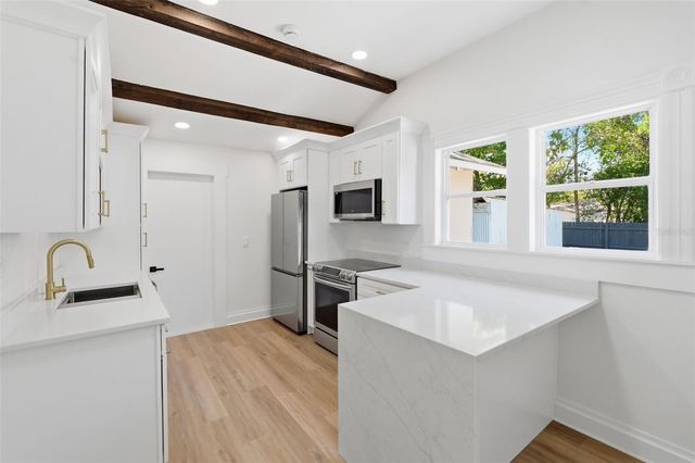 10012 N 10TH STREET, Tampa, FL 33612