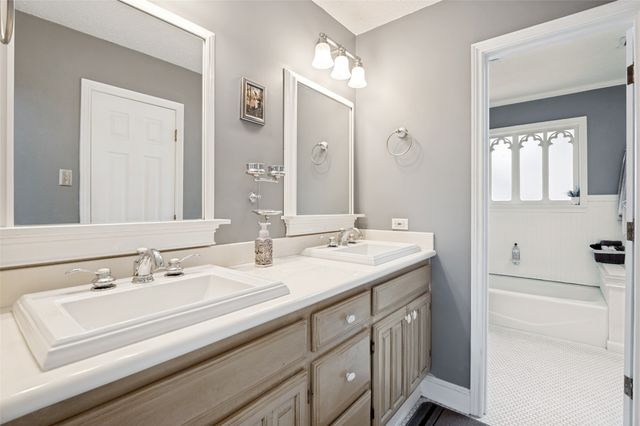 1015 Georgeland Drive, Duncanville, TX 75116