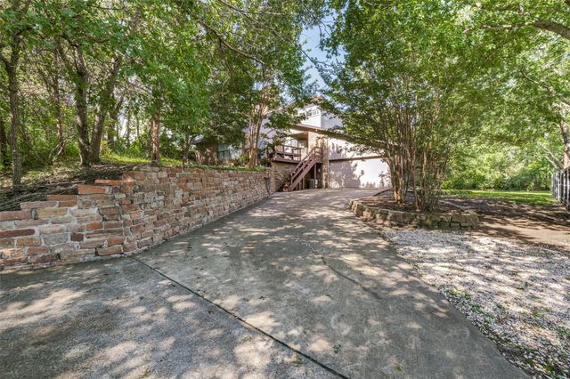 1015 Georgeland Drive, Duncanville, TX 75116