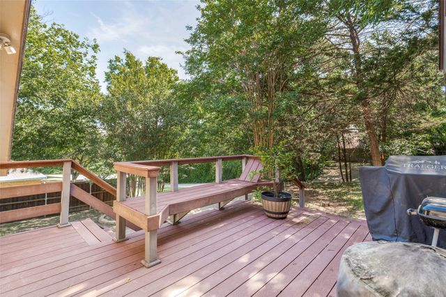 1015 Georgeland Drive, Duncanville, TX 75116