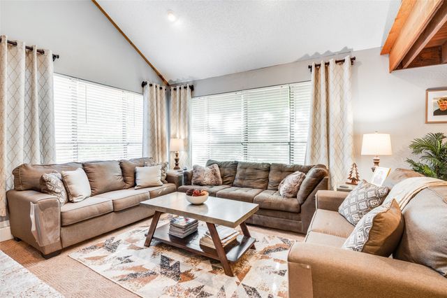 1015 Georgeland Drive, Duncanville, TX 75116