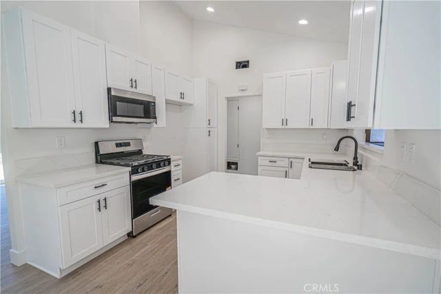 22514 Los Tigres, Saugus, CA 91350